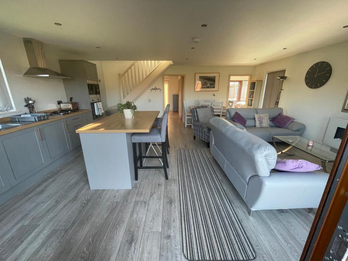 31 Cherry East Riding Of Yorkshire Hot Tub & Fishing Garton Exteriör bild