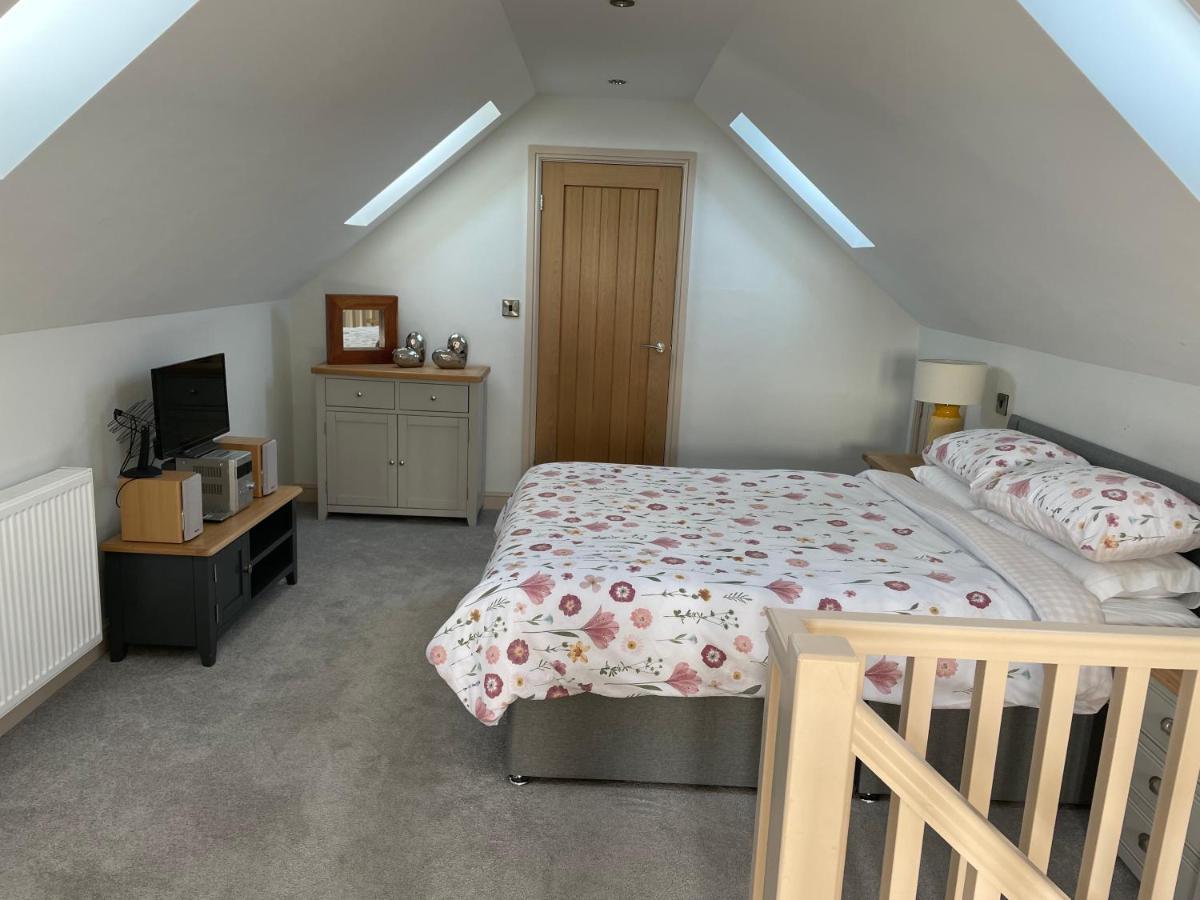31 Cherry East Riding Of Yorkshire Hot Tub & Fishing Garton Exteriör bild