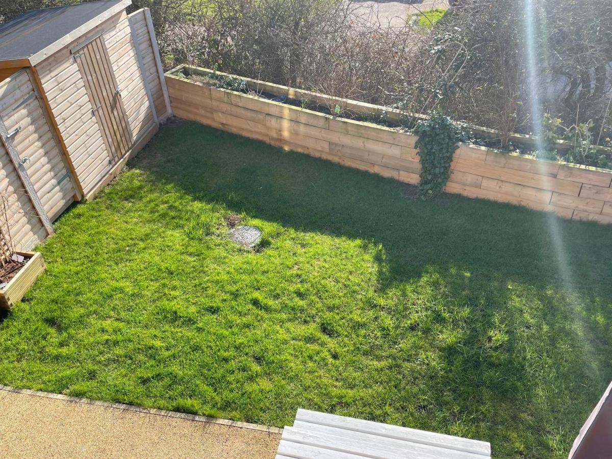 31 Cherry East Riding Of Yorkshire Hot Tub & Fishing Garton Exteriör bild